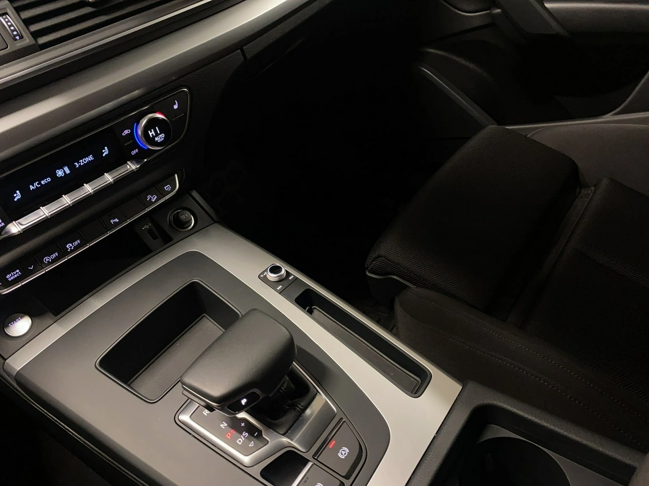 Audi Q5 - Zdjęcie 36
