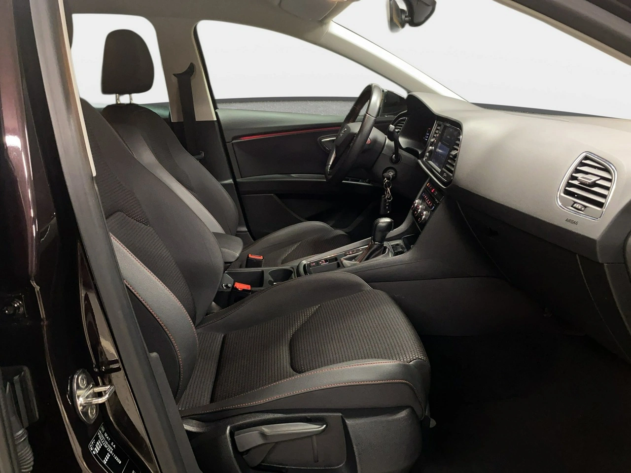 Seat Leon Sportstourer - Zdjęcie 11