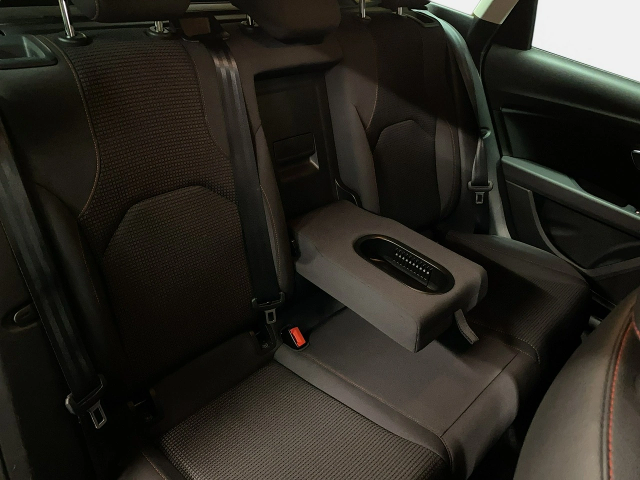 Seat Leon Sportstourer - Zdjęcie 15