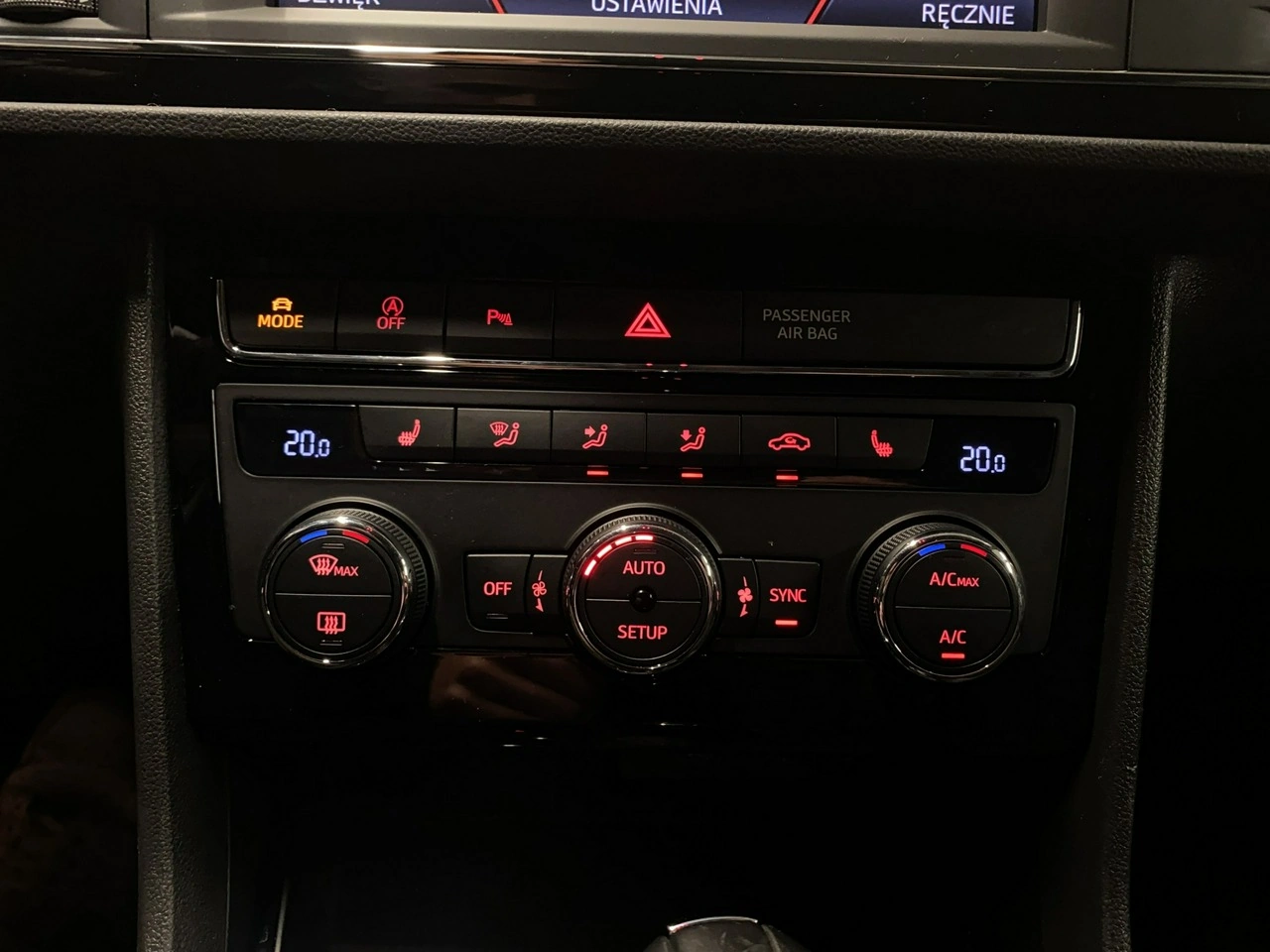 Seat Leon Sportstourer - Zdjęcie 32
