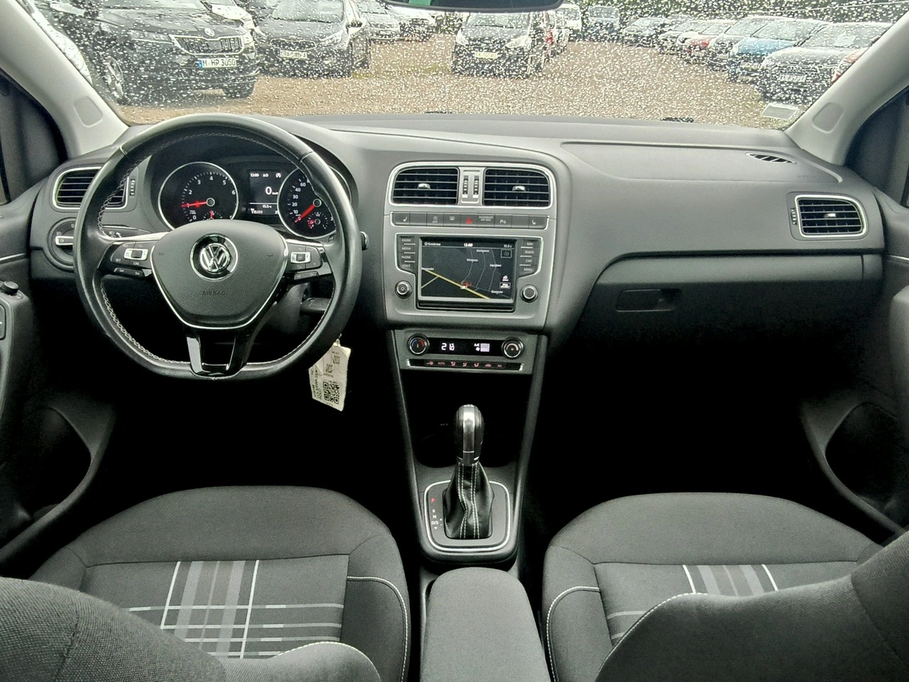 Volkswagen Polo - Zdjęcie 17