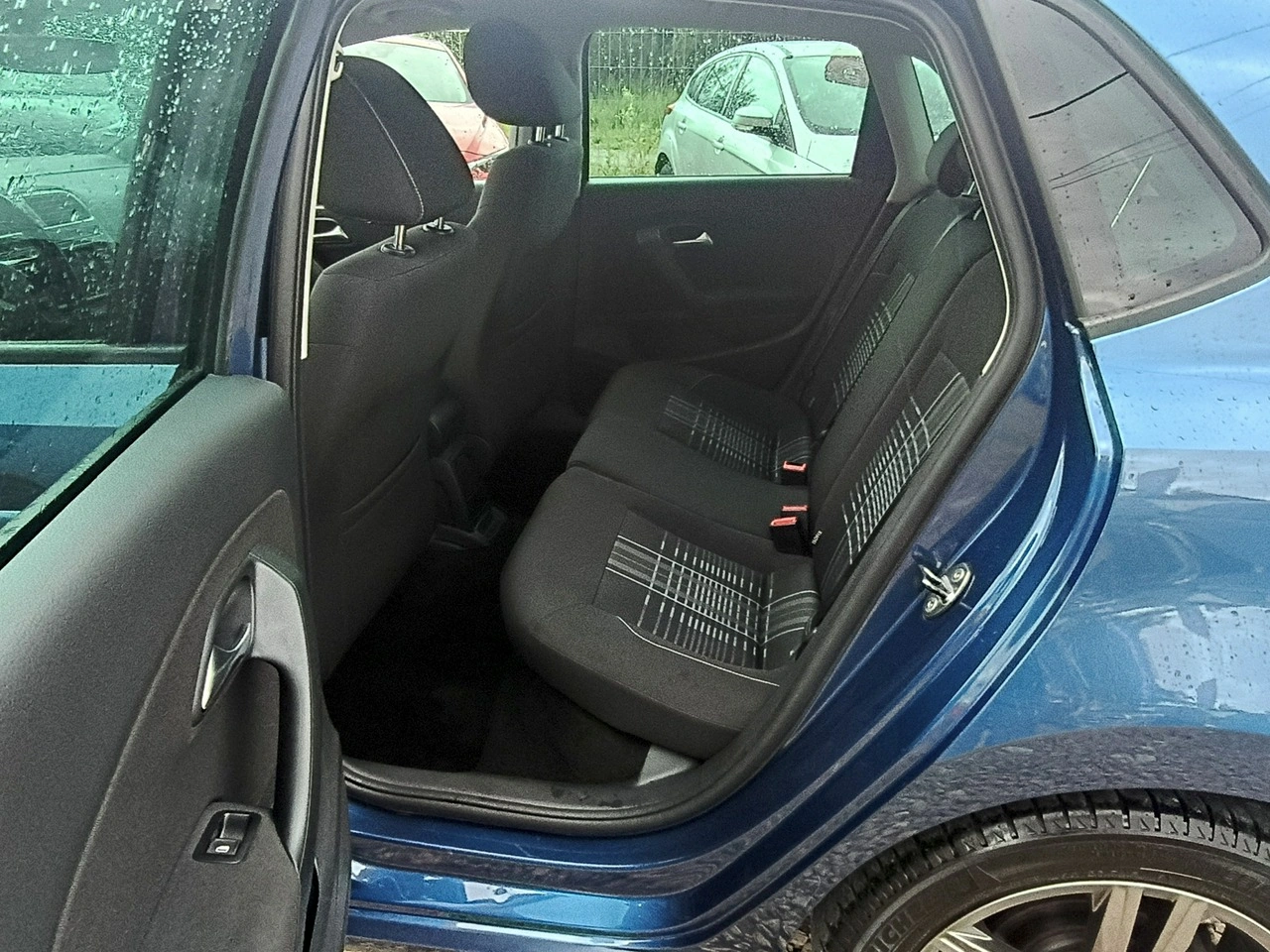Volkswagen Polo - Zdjęcie 19