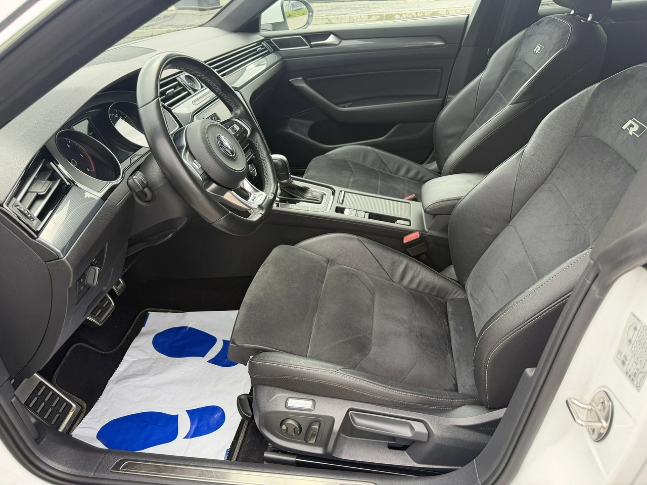 Volkswagen Arteon - Zdjęcie 19