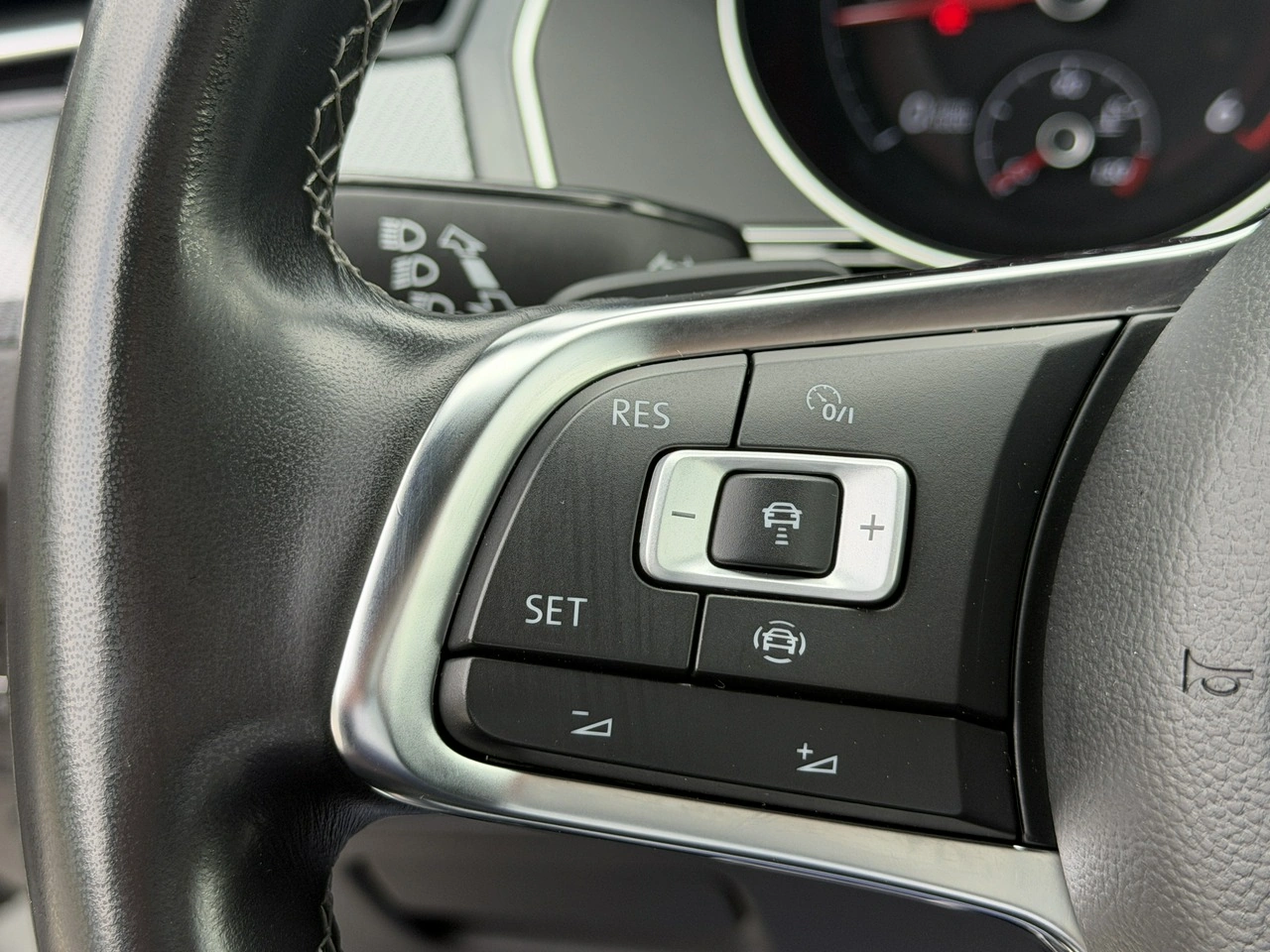 Volkswagen Arteon - Zdjęcie 25