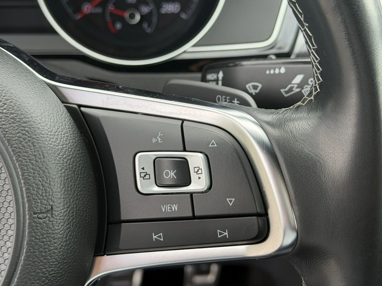 Volkswagen Arteon - Zdjęcie 26