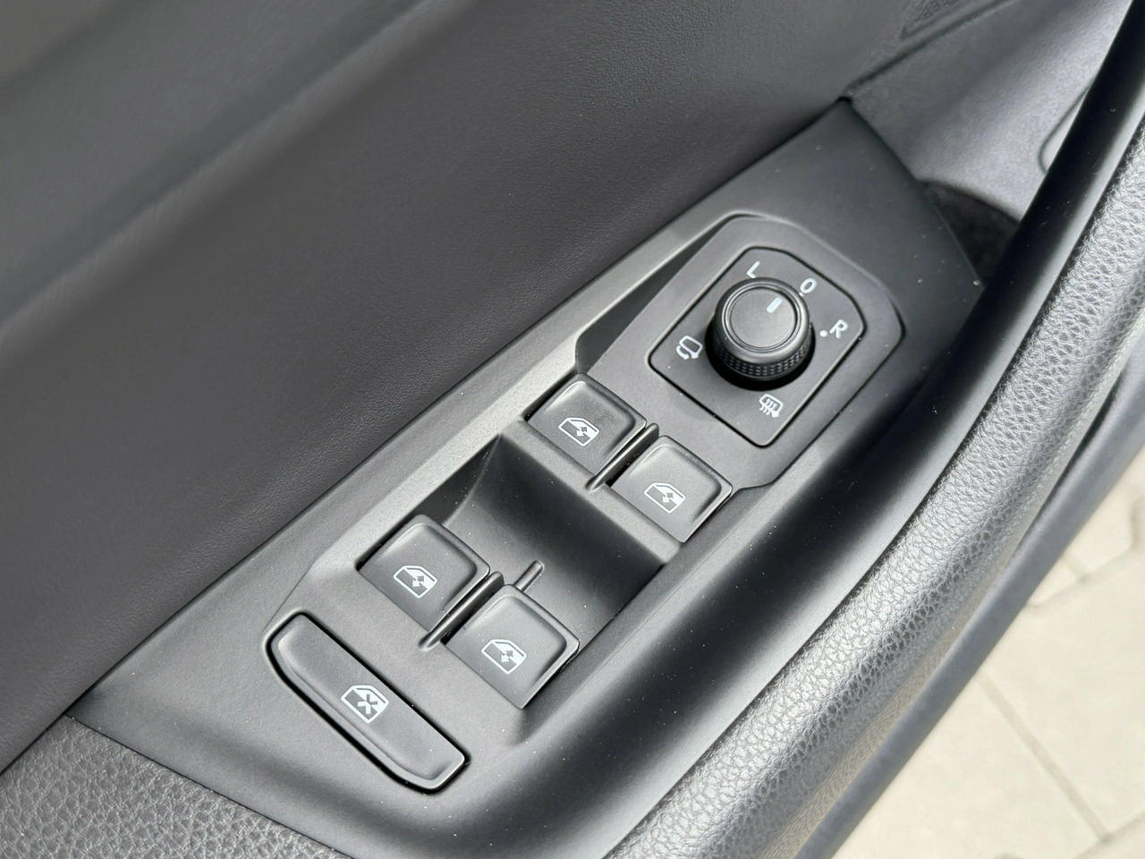 Volkswagen Arteon - Zdjęcie 16