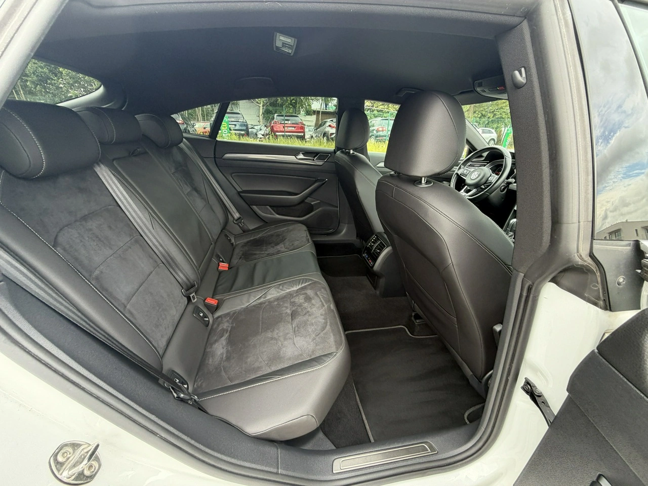 Volkswagen Arteon - Zdjęcie 35
