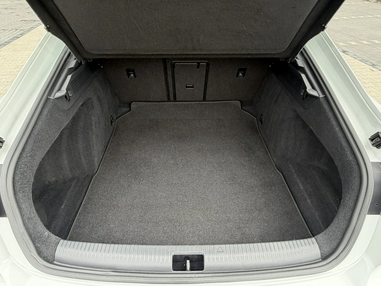 Volkswagen Arteon - Zdjęcie 39