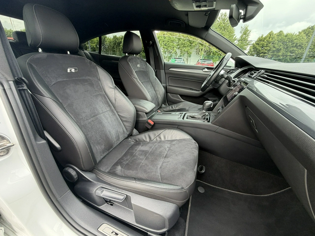 Volkswagen Arteon - Zdjęcie 37