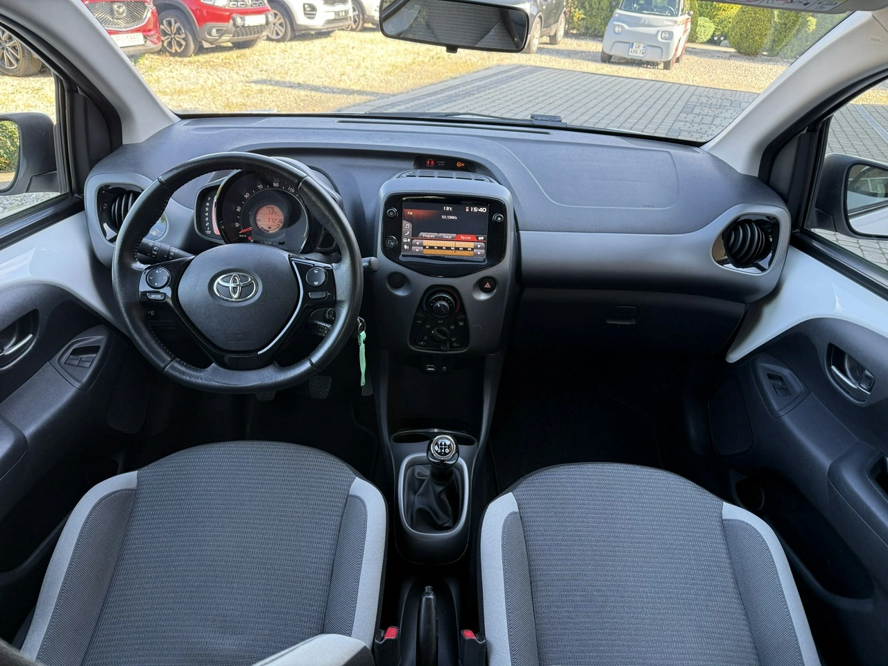 Toyota Aygo - Zdjęcie 13
