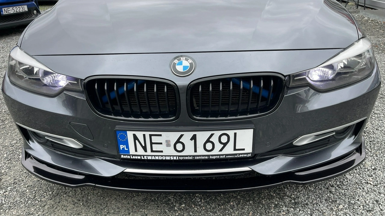 BMW 318 - Zdjęcie 12