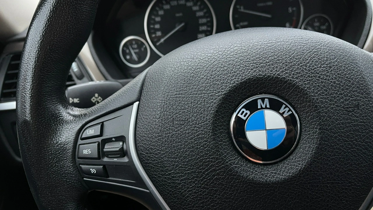 BMW 318 - Zdjęcie 23
