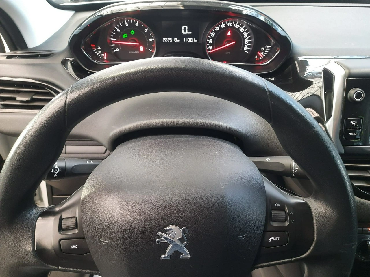 Peugeot 208 - Zdjęcie 12