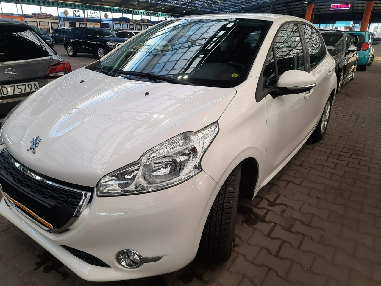 Peugeot 208 - Zdjęcie 1