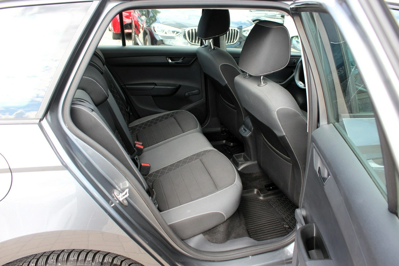 Skoda Fabia - Zdjęcie 9