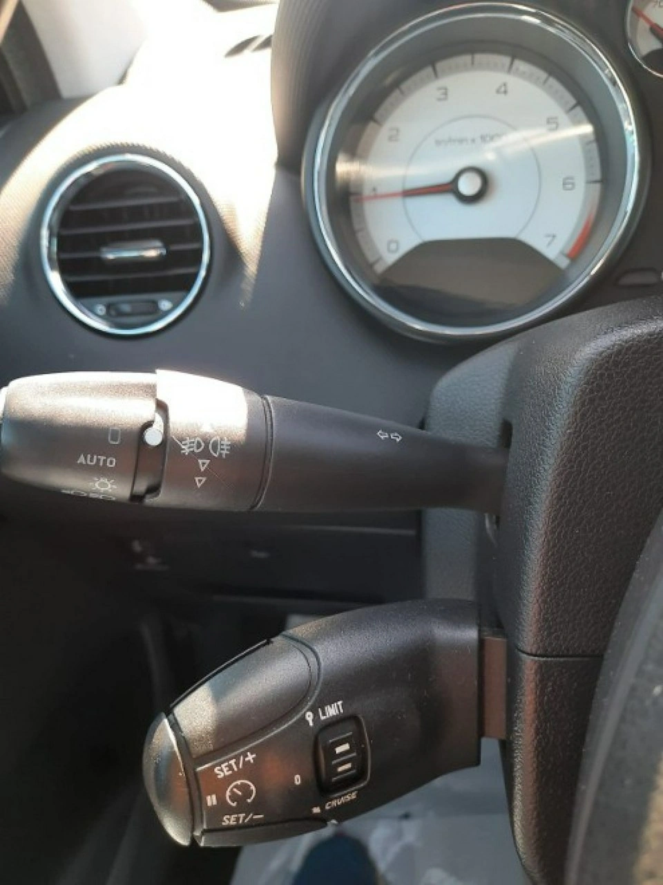 Peugeot 308 - Zdjęcie 14