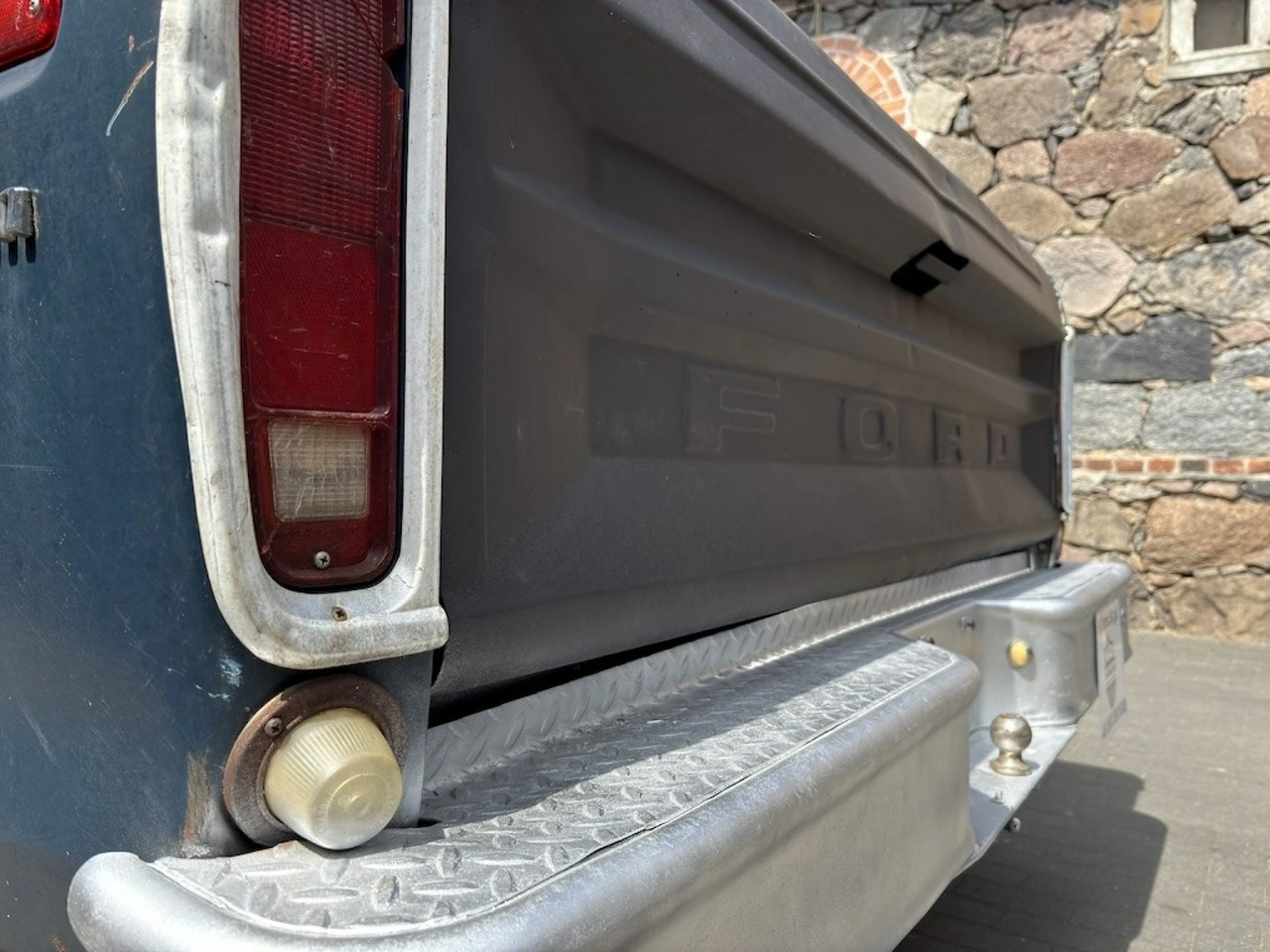 Ford F100 - Zdjęcie 19
