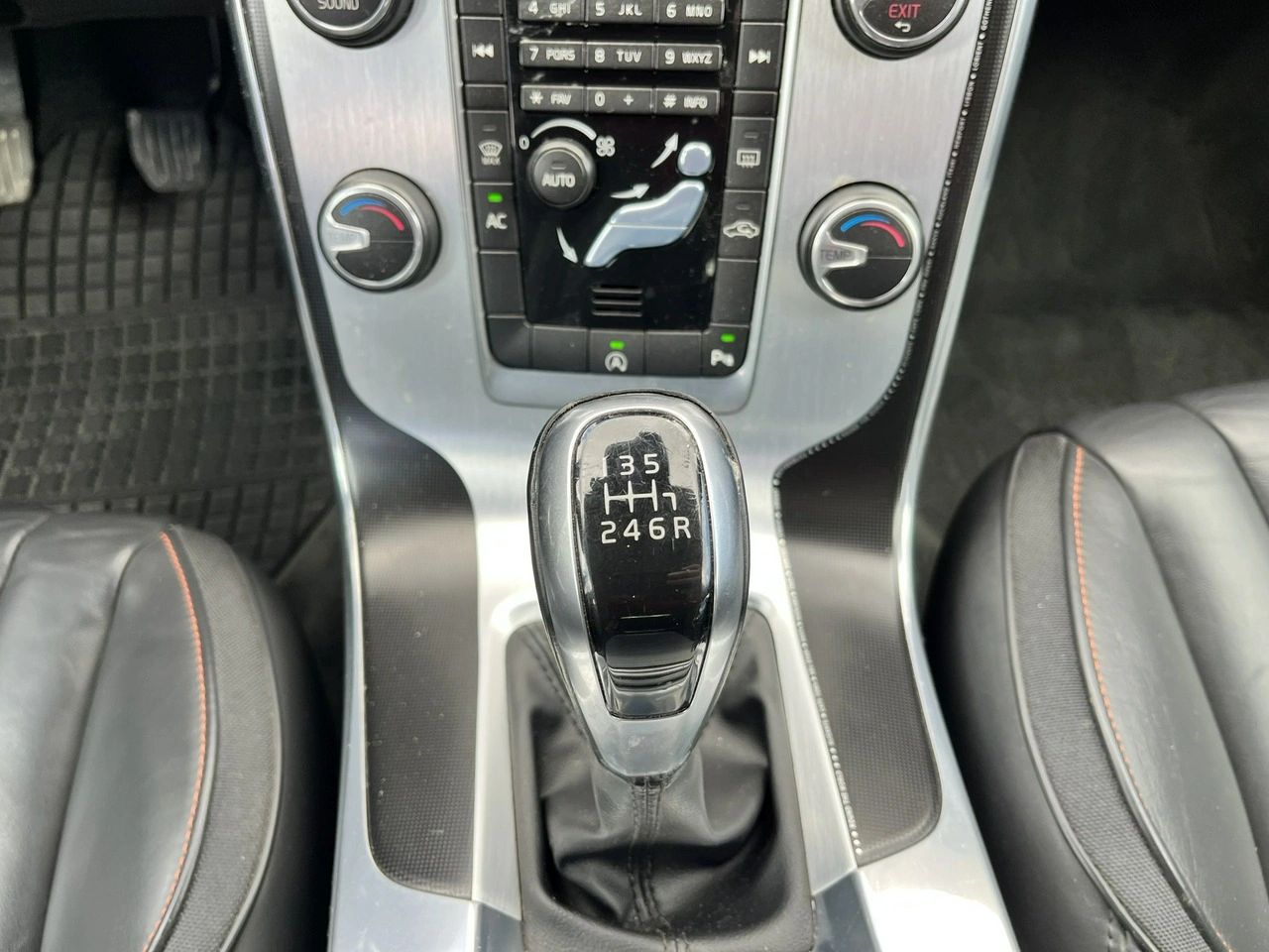 Volvo V60 - Zdjęcie 15