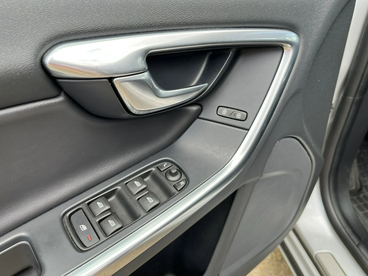 Volvo V60 - Zdjęcie 18