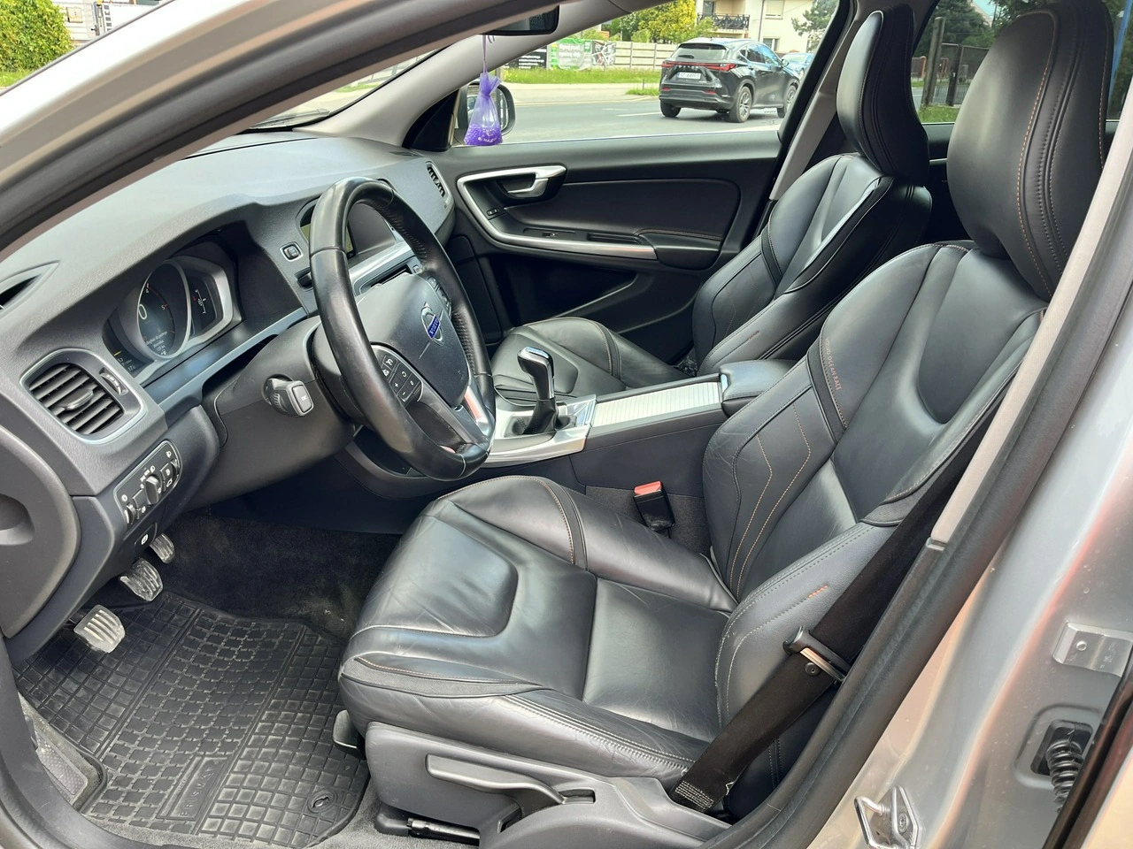 Volvo V60 - Zdjęcie 20