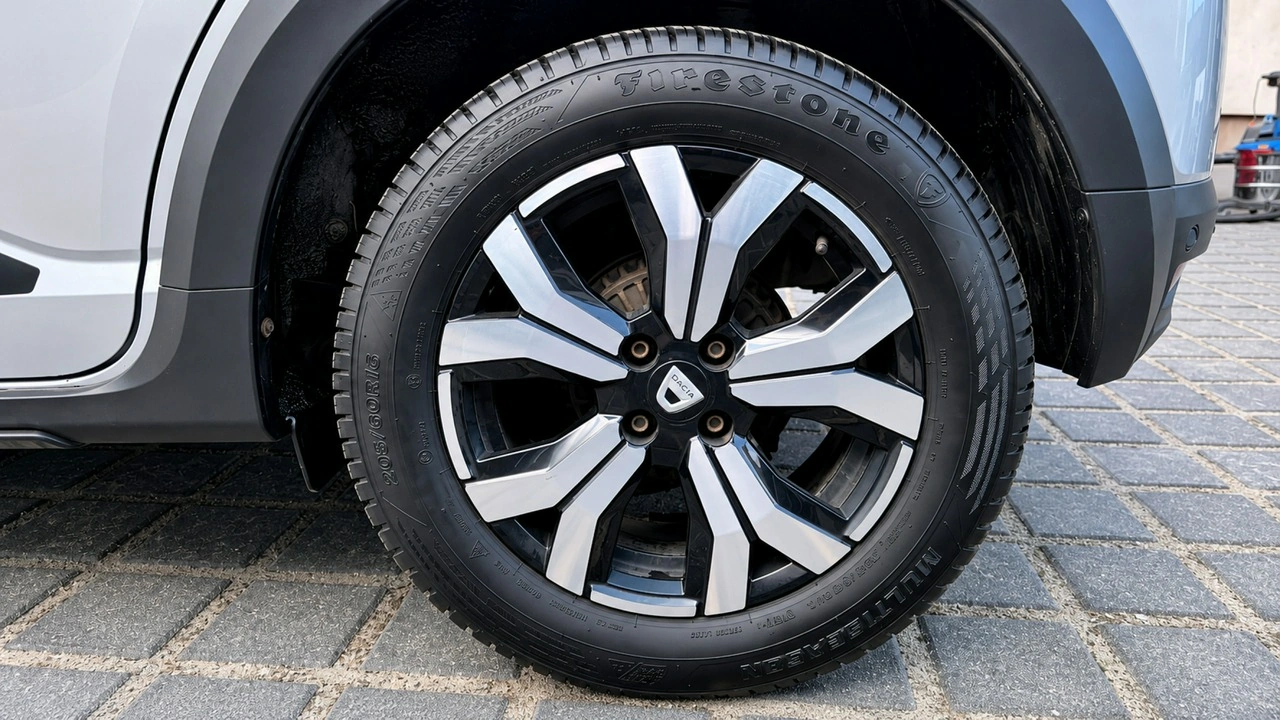 Dacia Sandero Stepway - Zdjęcie 11