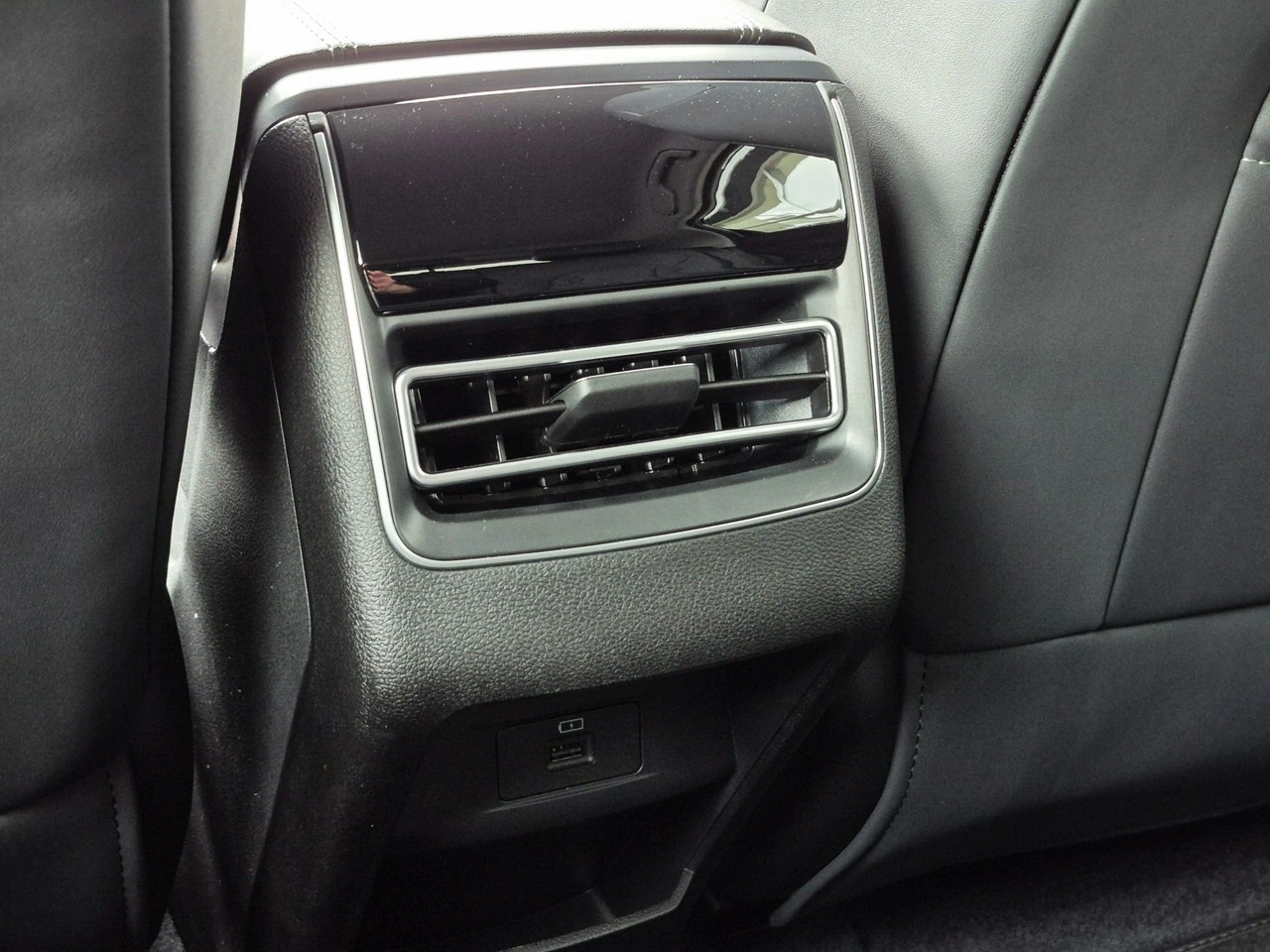 Chery Tiggo 4 - Zdjęcie 25