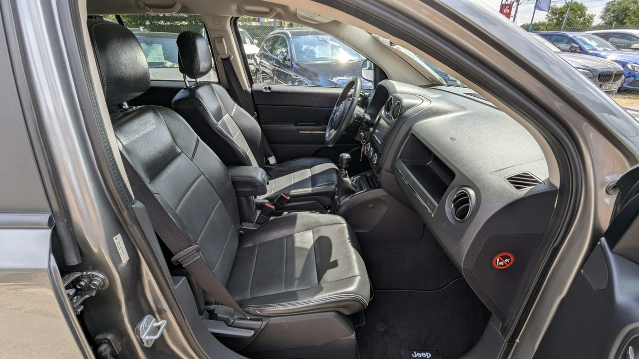 Jeep Compass - Zdjęcie 19