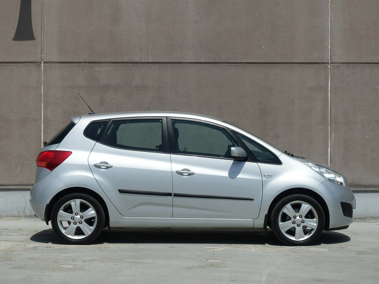 Kia Venga - Zdjęcie 2