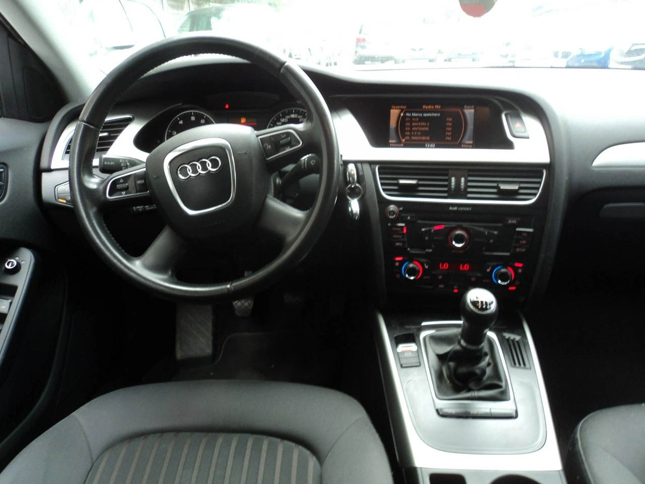 Audi A4 - Zdjęcie 10