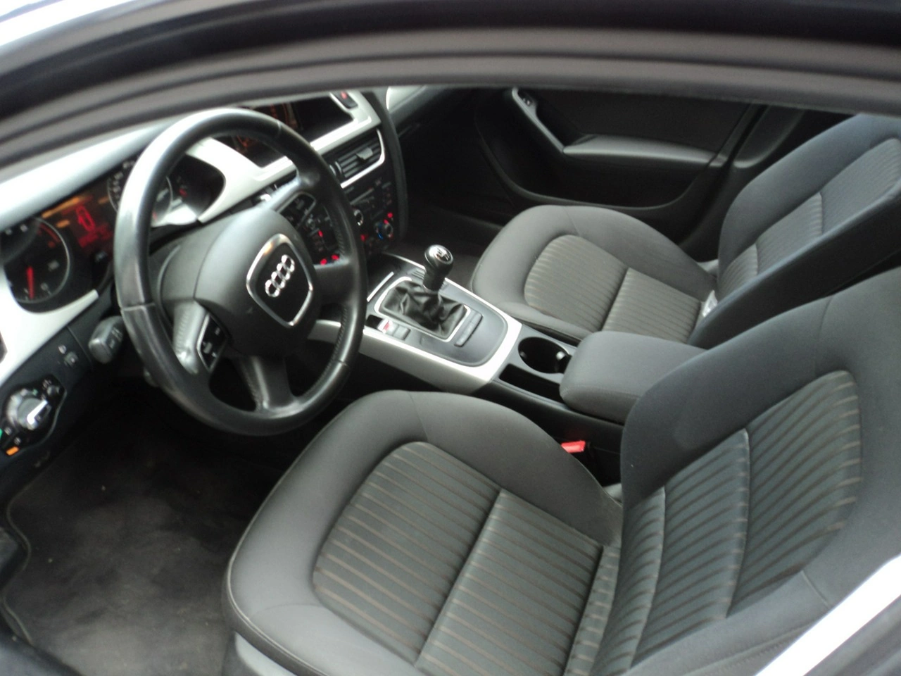 Audi A4 - Zdjęcie 11
