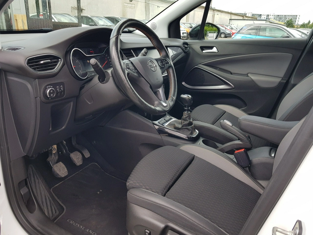 Opel Crossland X - Zdjęcie 10