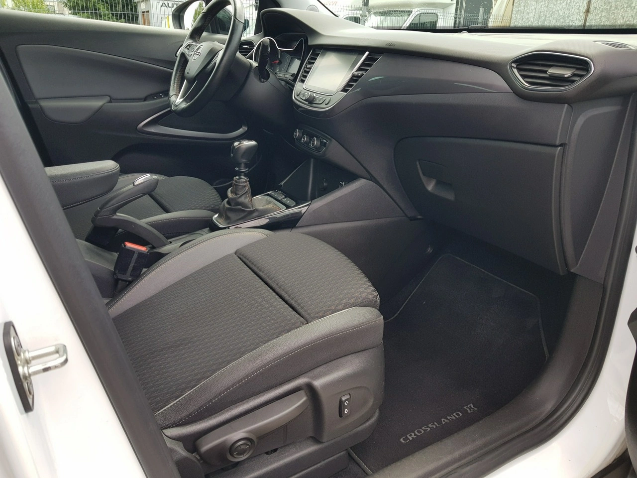 Opel Crossland X - Zdjęcie 16