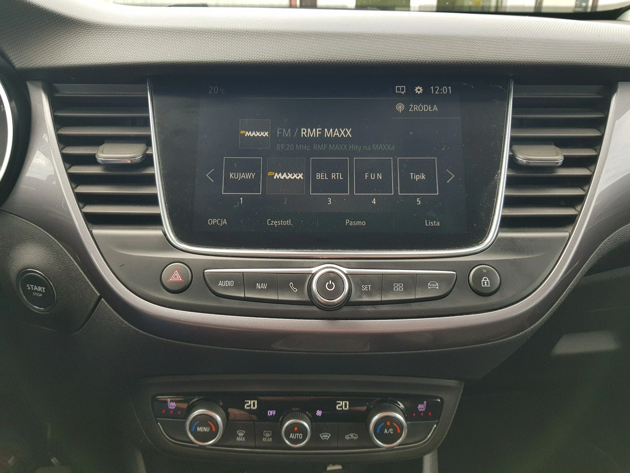 Opel Crossland X - Zdjęcie 20