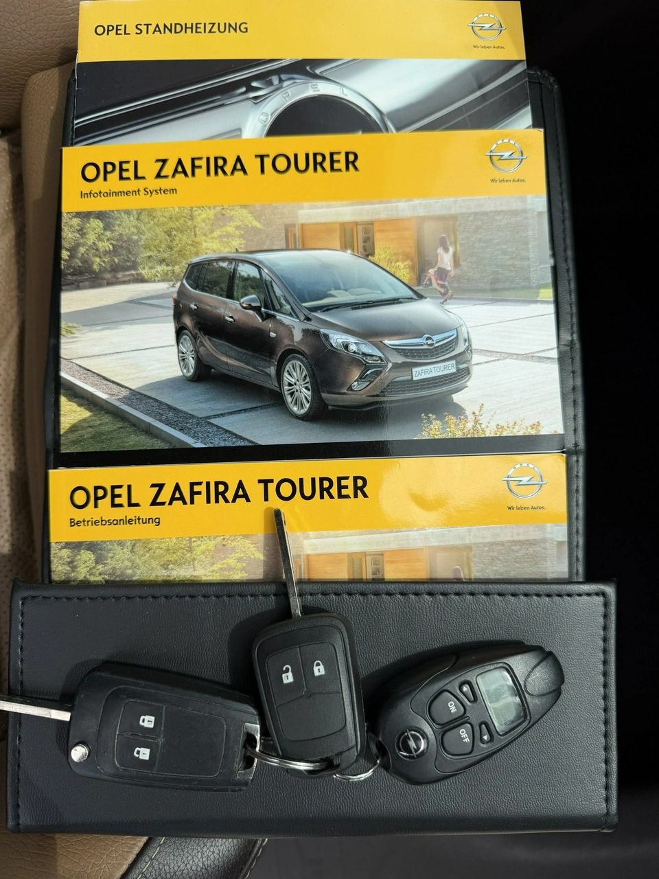 Opel Zafira - Zdjęcie 12