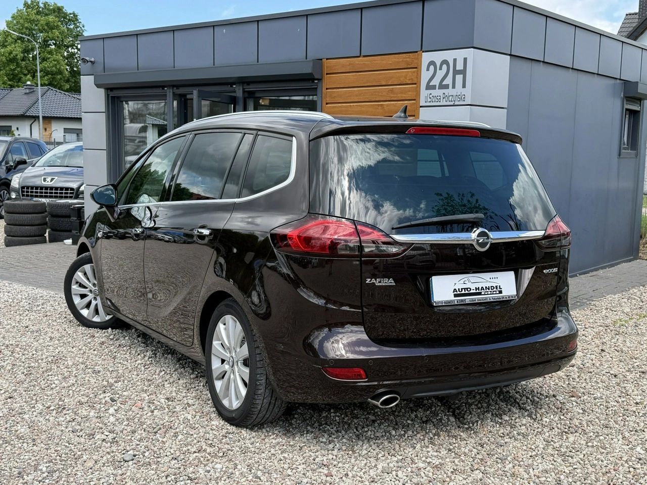 Opel Zafira - Zdjęcie 4