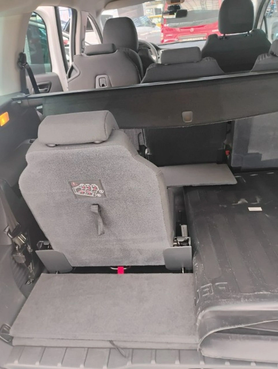 Peugeot 5008 - Zdjęcie 11