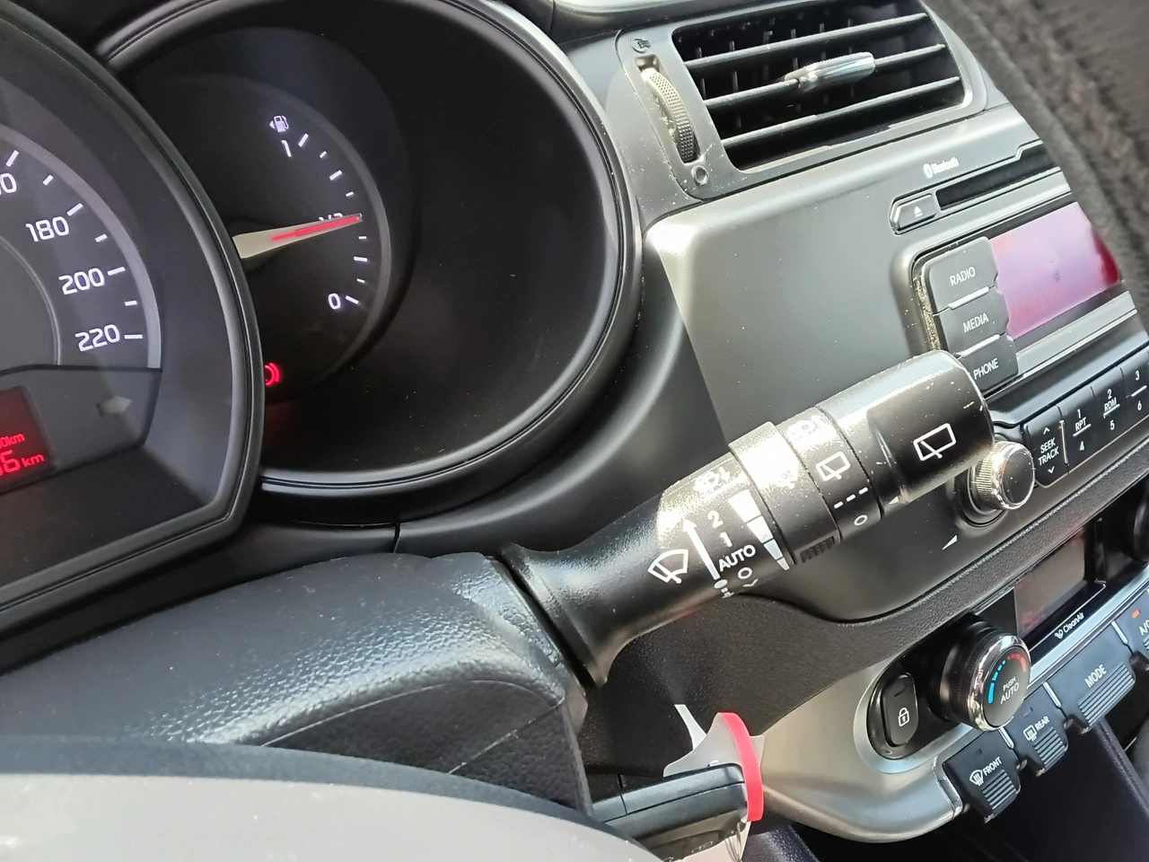 Kia Rio - Zdjęcie 28