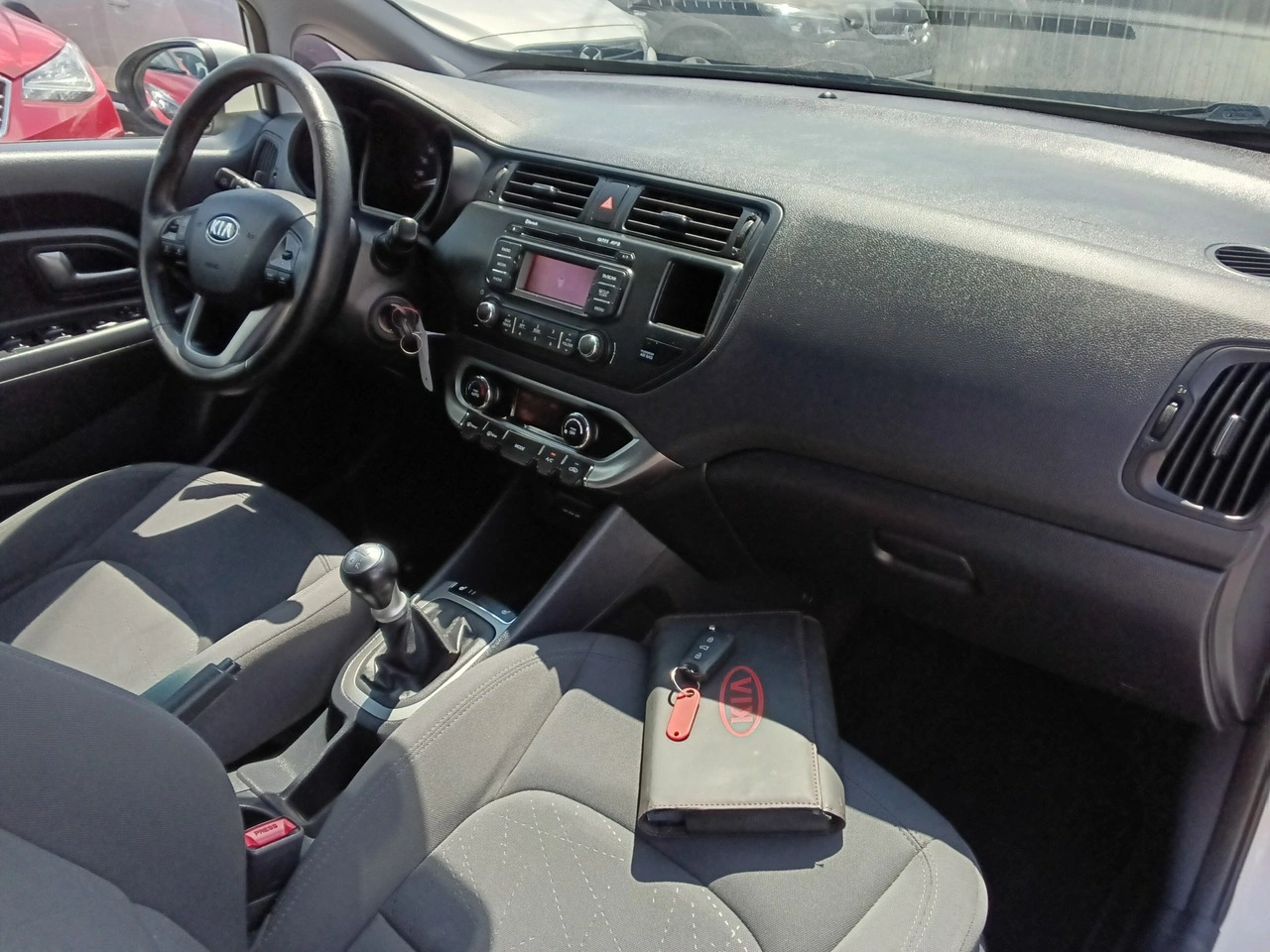Kia Rio - Zdjęcie 6