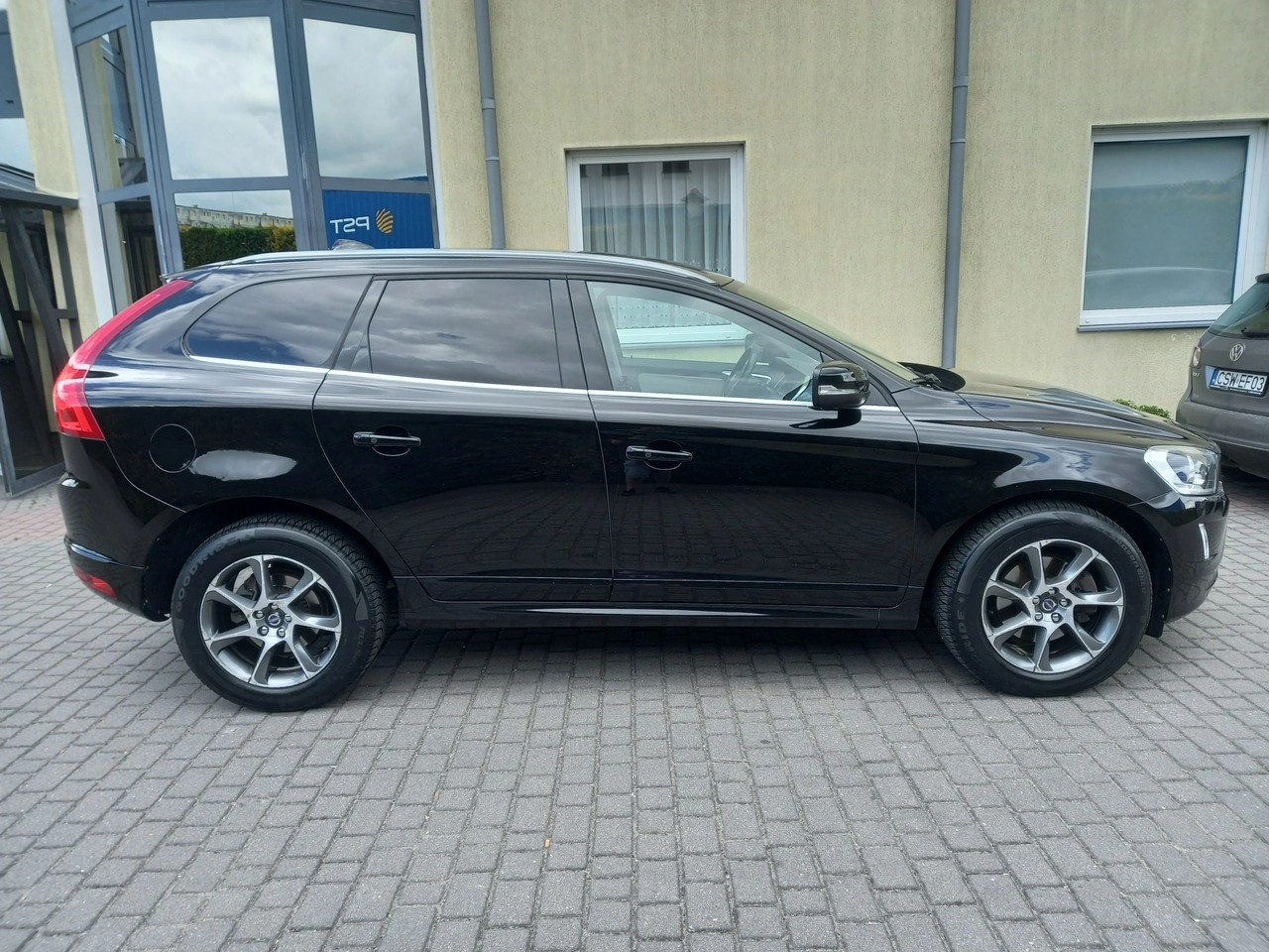 Volvo XC 60 - Zdjęcie 11