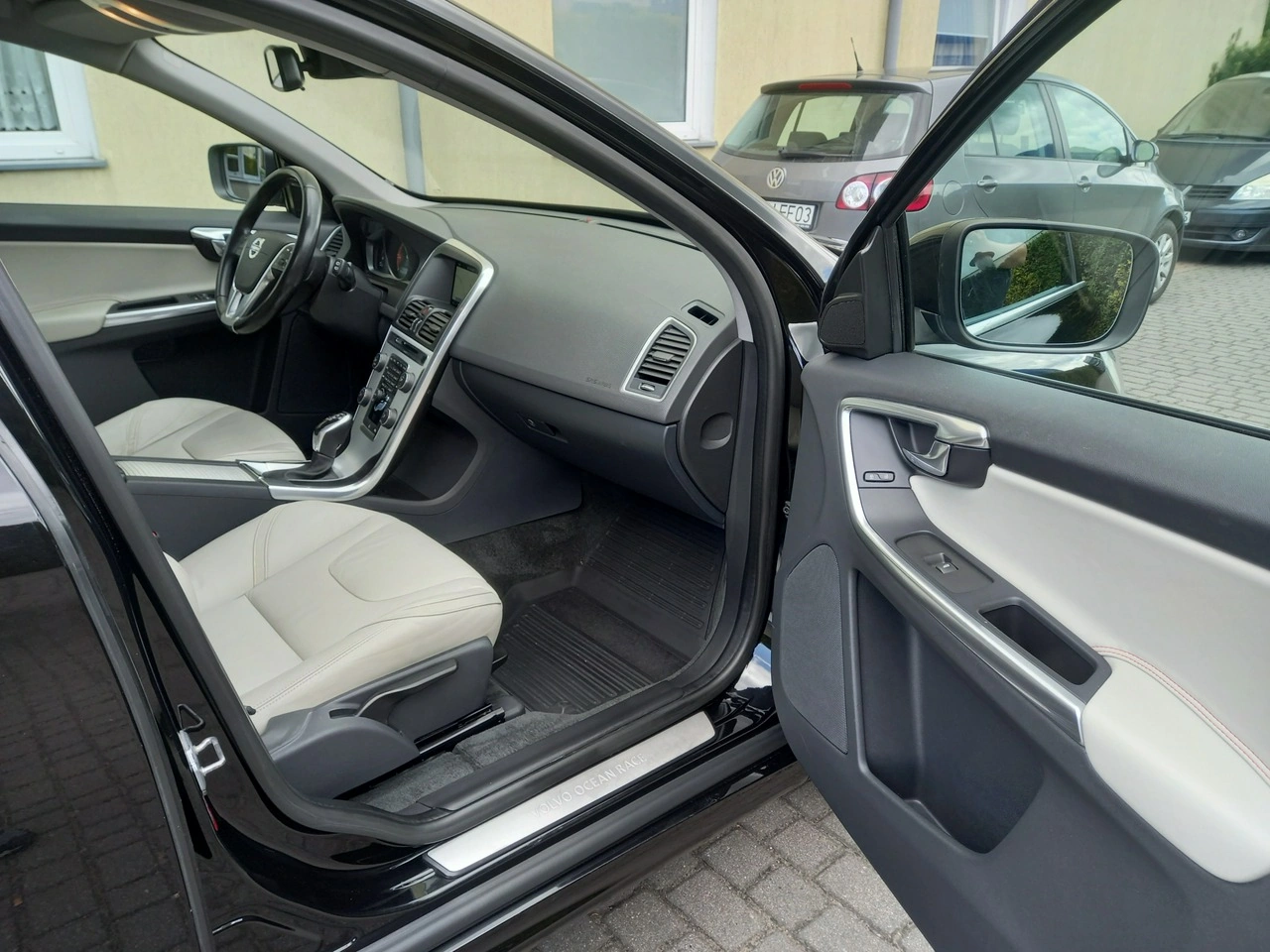Volvo XC 60 - Zdjęcie 23