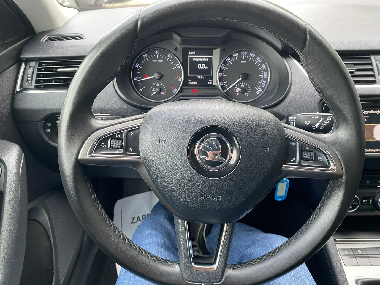Skoda Octavia - Zdjęcie 9