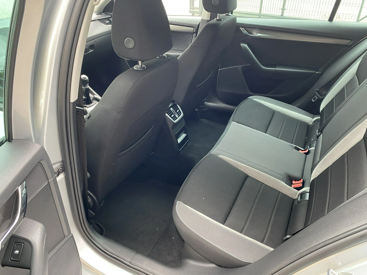 Skoda Octavia - Zdjęcie 12