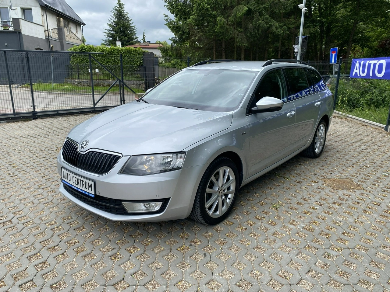 Skoda Octavia - Zdjęcie 2