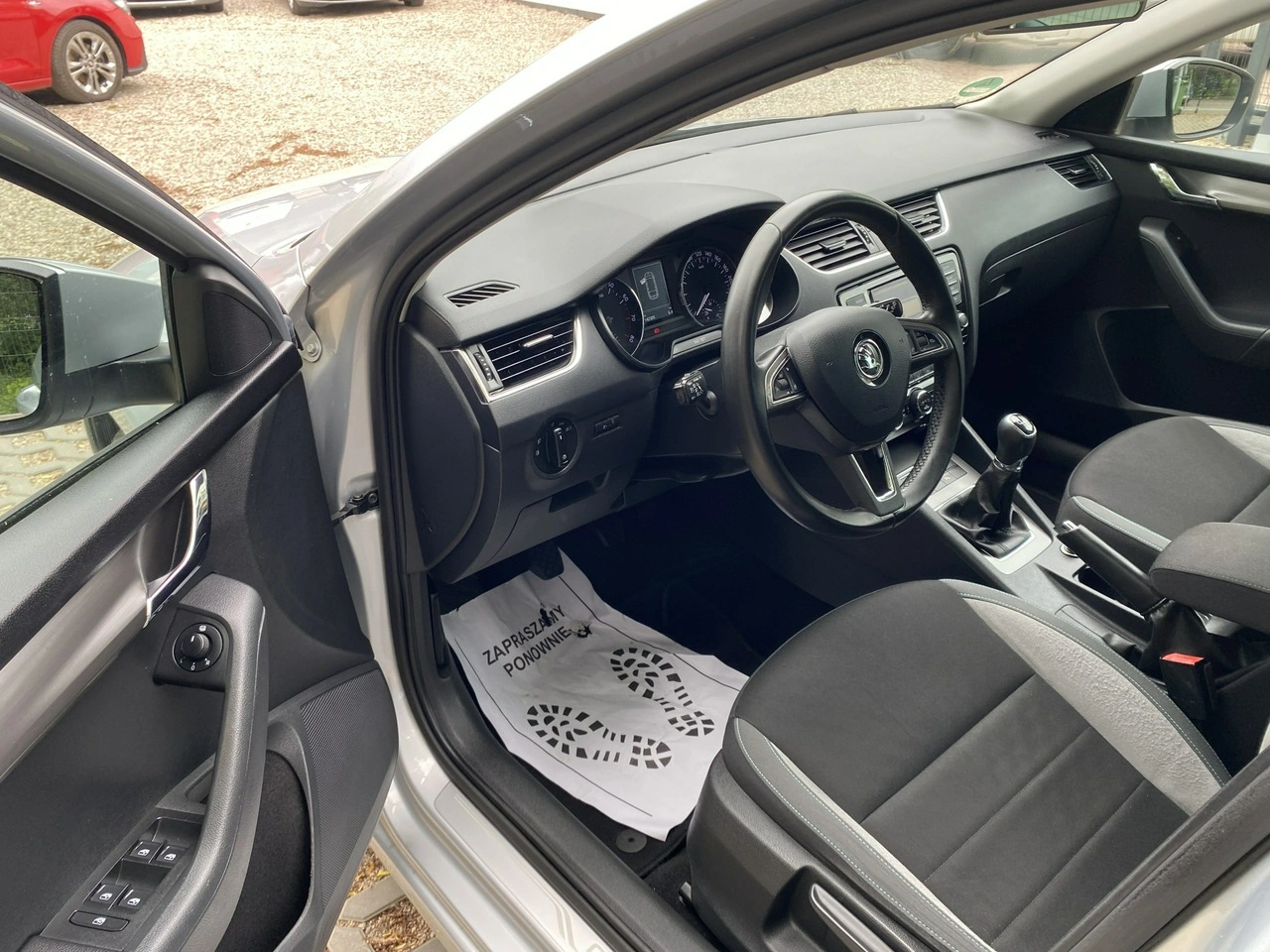 Skoda Octavia - Zdjęcie 7