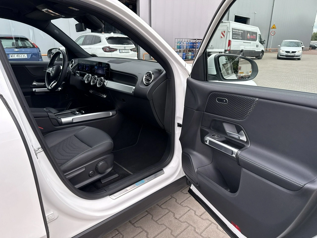 Mercedes EQB - Zdjęcie 19