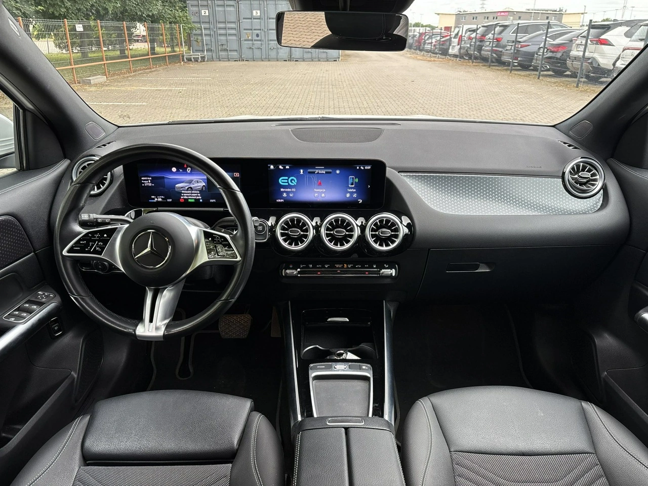 Mercedes EQA - Zdjęcie 12