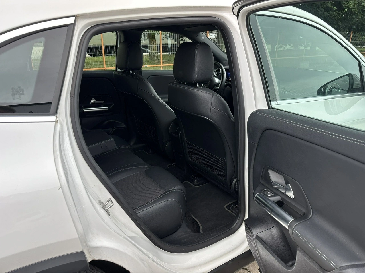 Mercedes EQA - Zdjęcie 16
