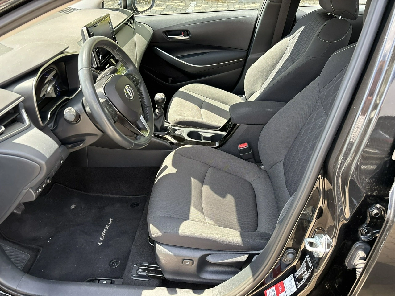 Toyota Corolla - Zdjęcie 10