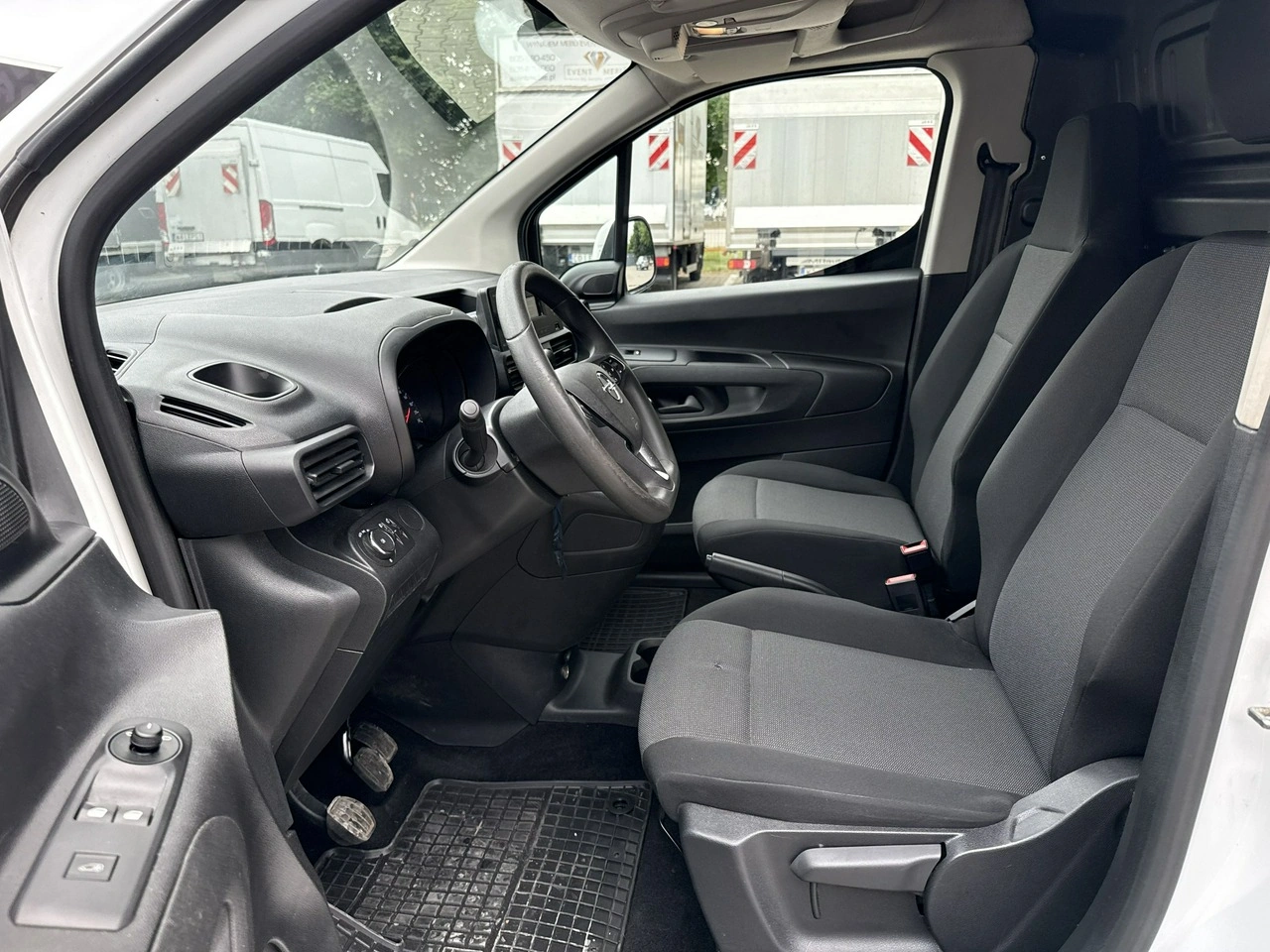 Opel Combo - Zdjęcie 10