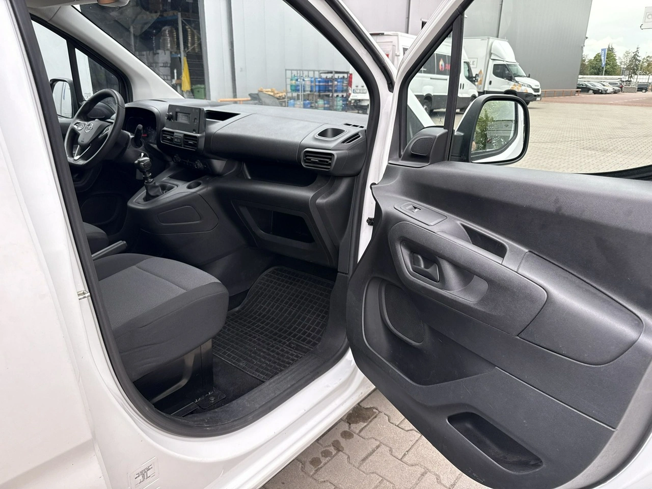 Opel Combo - Zdjęcie 13